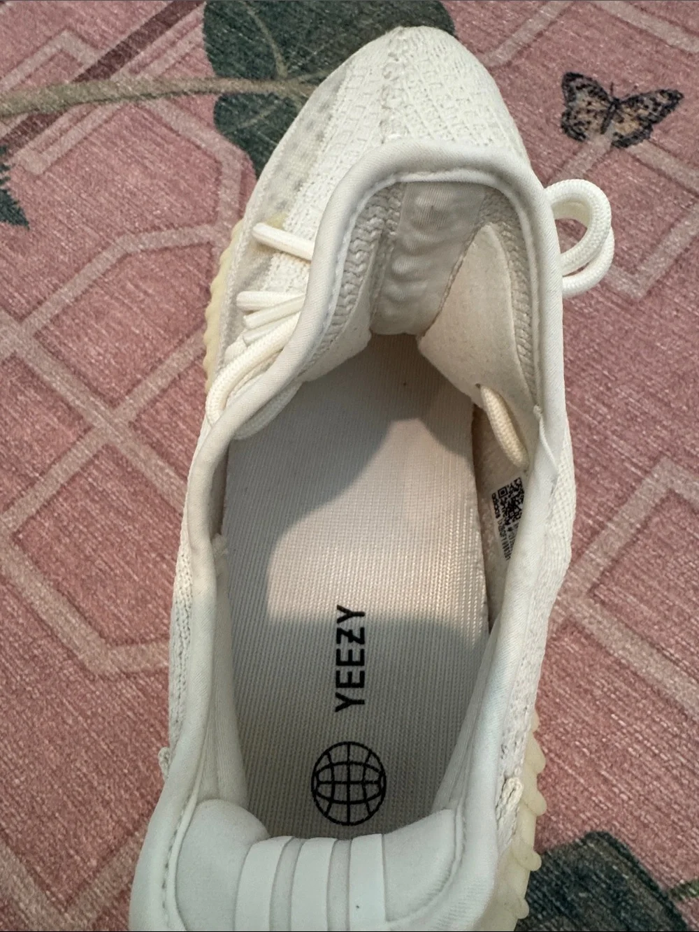 Yeezy Boost 350 V2 Bone Cream White Sneakers authentic size 11